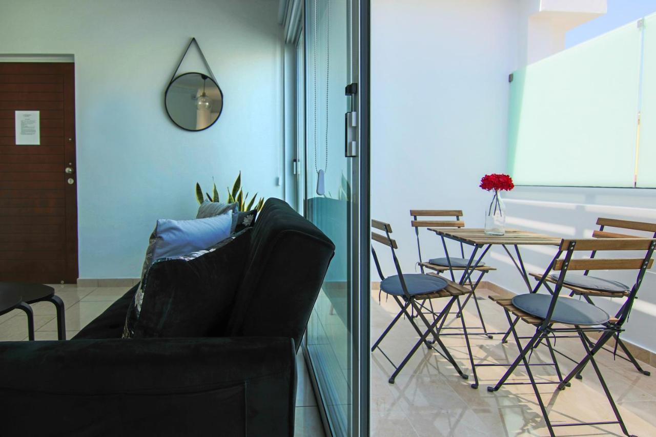Ferienwohnung Phaedrus Living: Seaside Luxury Flat Lighthouse 62 Paphos Exterior foto